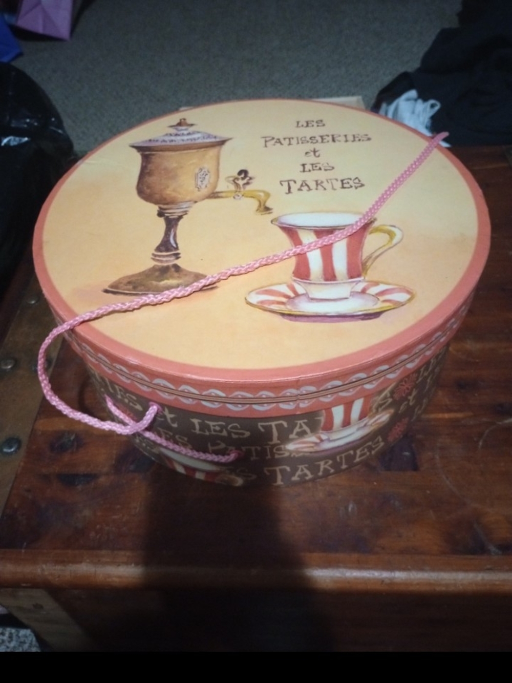 Decorative Pink Round Hat Storage Box
